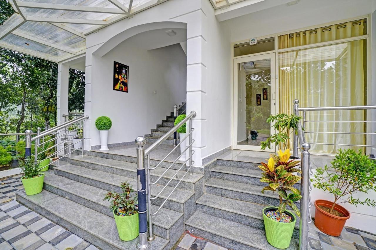 Oyo Flagship 81260 Star Lights Hotell Munnar Exteriör bild